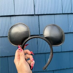 Disney Black Mouse Ears Headband